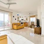 Apartment Newly Renovated Light House 8 Min Paphos